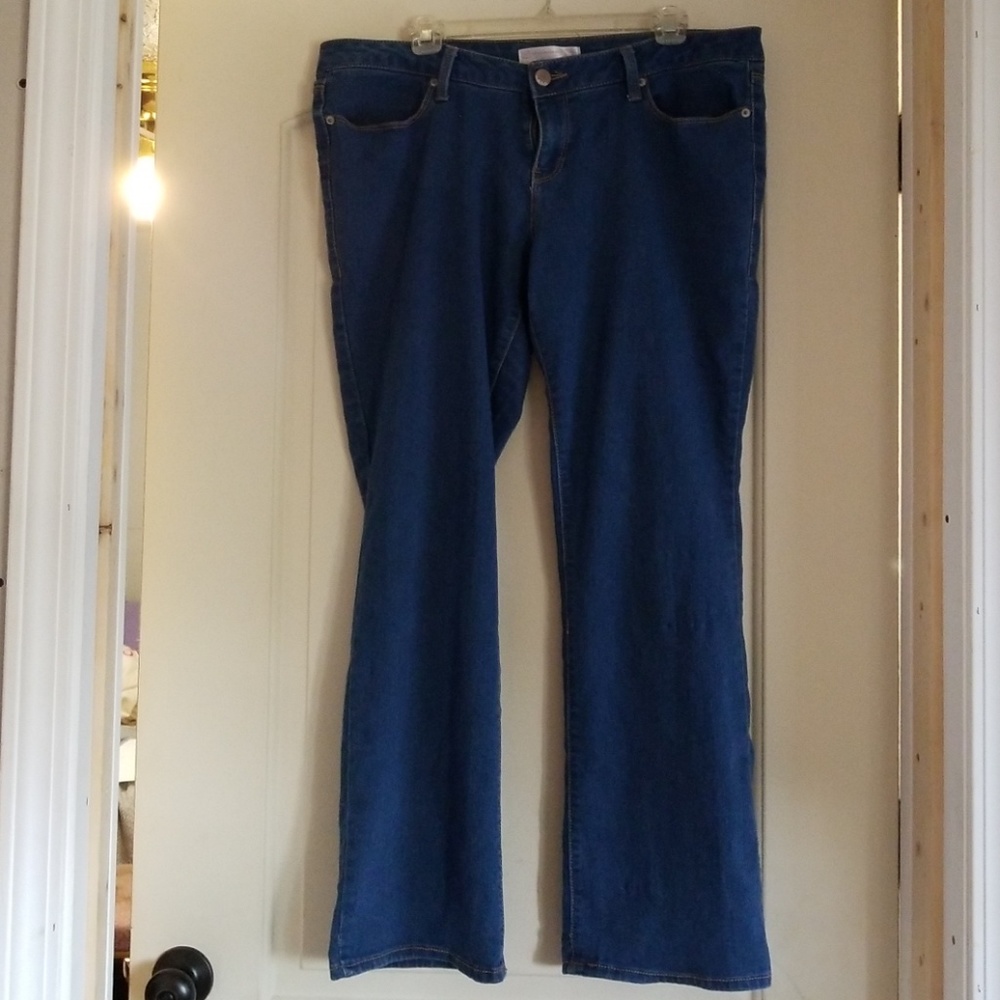Like new No Boundaries size 17!